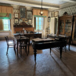 Biblioteca, studio di Giovanni Pascoli vista d'insieme Biblioteca, studio di Giovanni Pascoli vista d'insieme